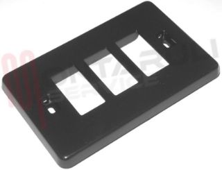 Immagine di PLACCA RETTANGOLARE NERA 3 POSTI SERIE MAGIC C/SUPPORTO