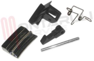 Immagine di KIT MANIGLIA OBLO' CROMATA INDESIT HIRUNDO